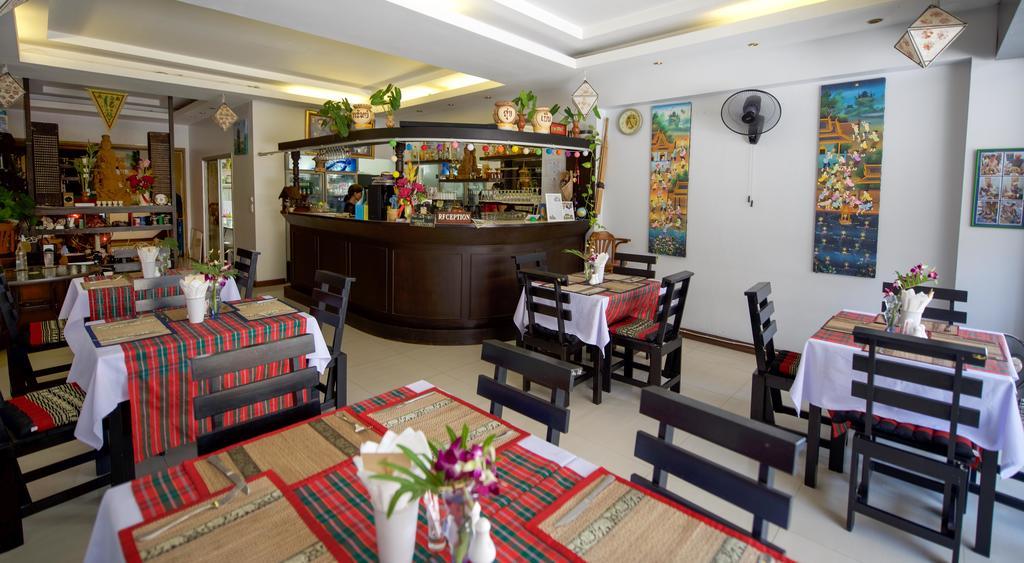 The Family Tree House Hotel Huahin Kültér fotó