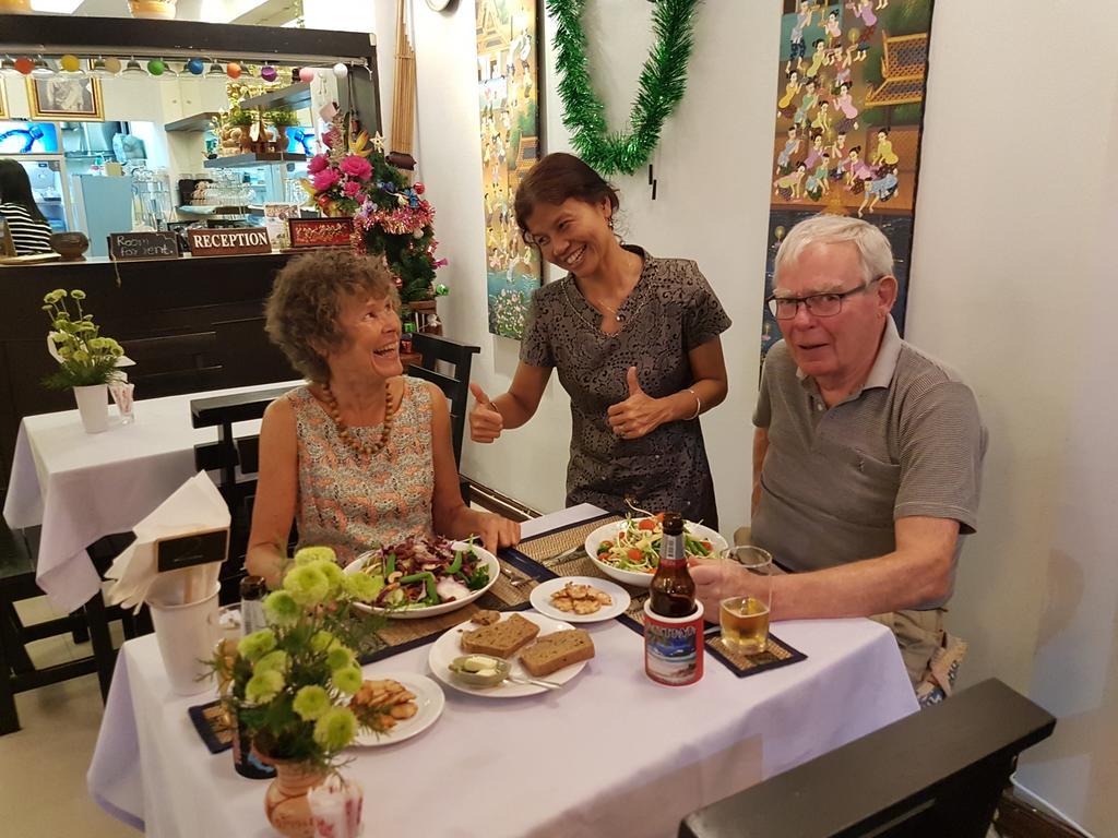 The Family Tree House Hotel Huahin Kültér fotó