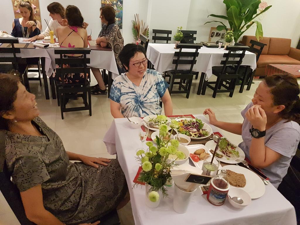 The Family Tree House Hotel Huahin Kültér fotó