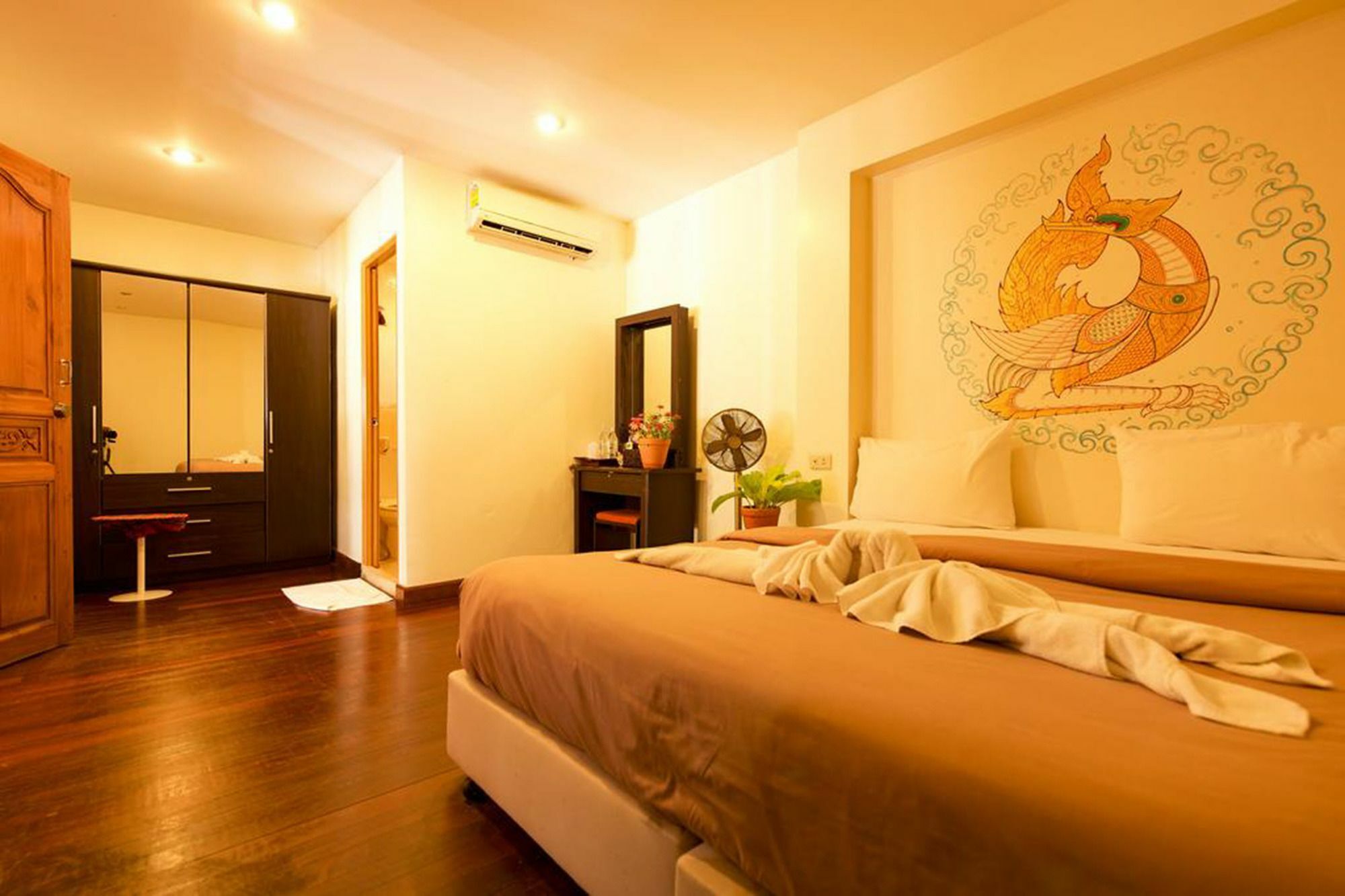 The Family Tree House Hotel Huahin Kültér fotó