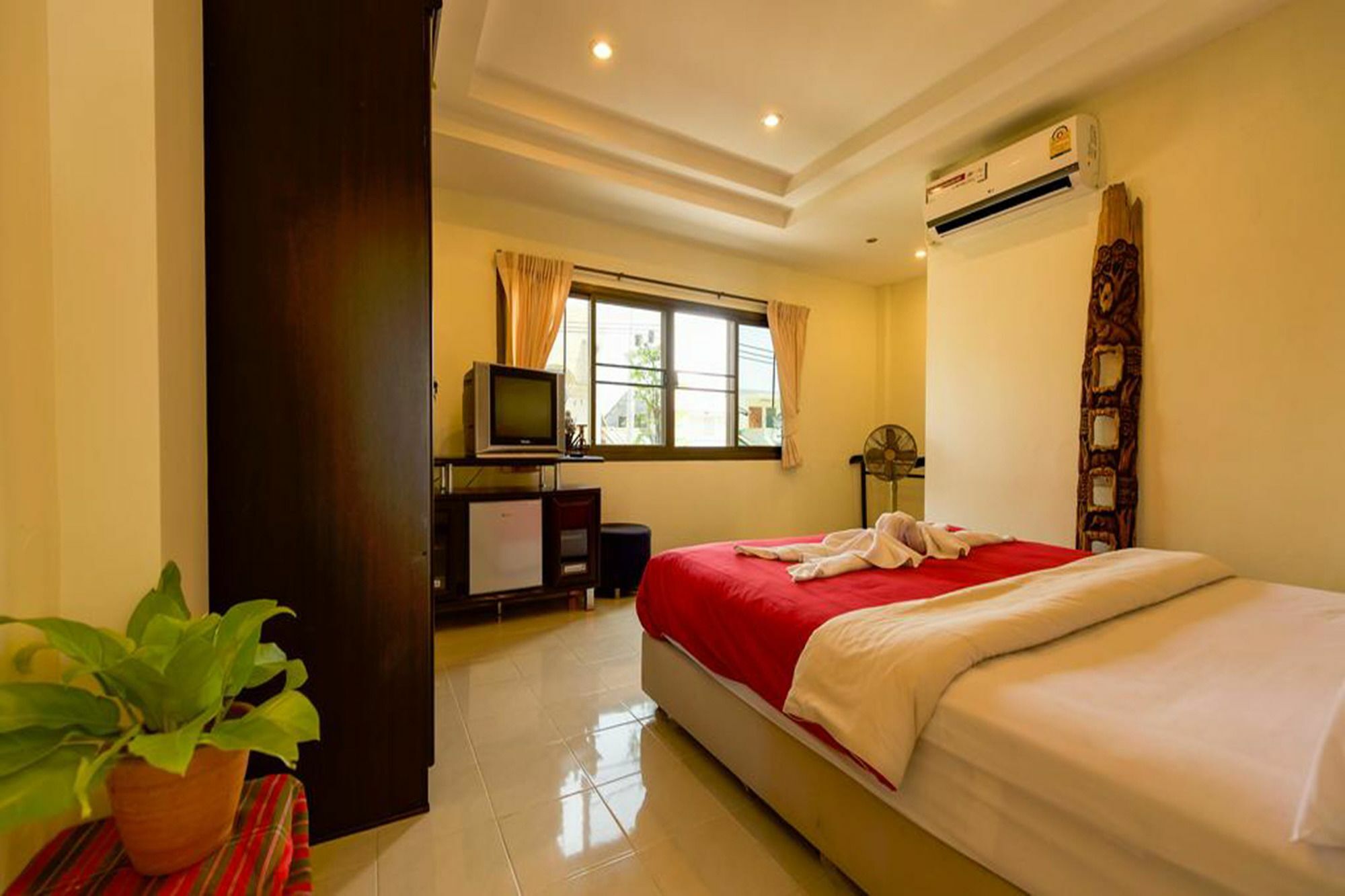 The Family Tree House Hotel Huahin Kültér fotó